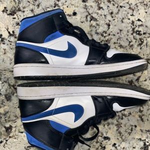 Jordan 1 mid ‘racer blue’